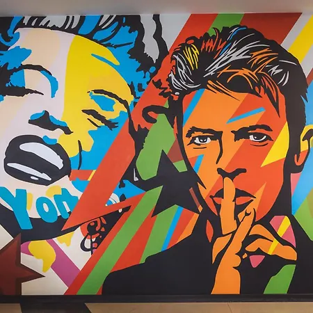 Emigrand Art 3* Uschhorod