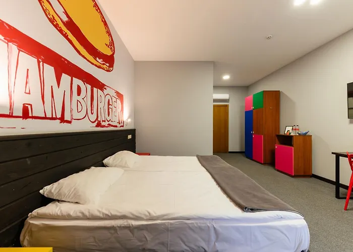 Hotel Emigrand Art
